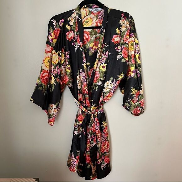 Ladygang Robe Floral Print Black Sleepwear Casual Neutral Adjustable one size - Picture 1 of 11